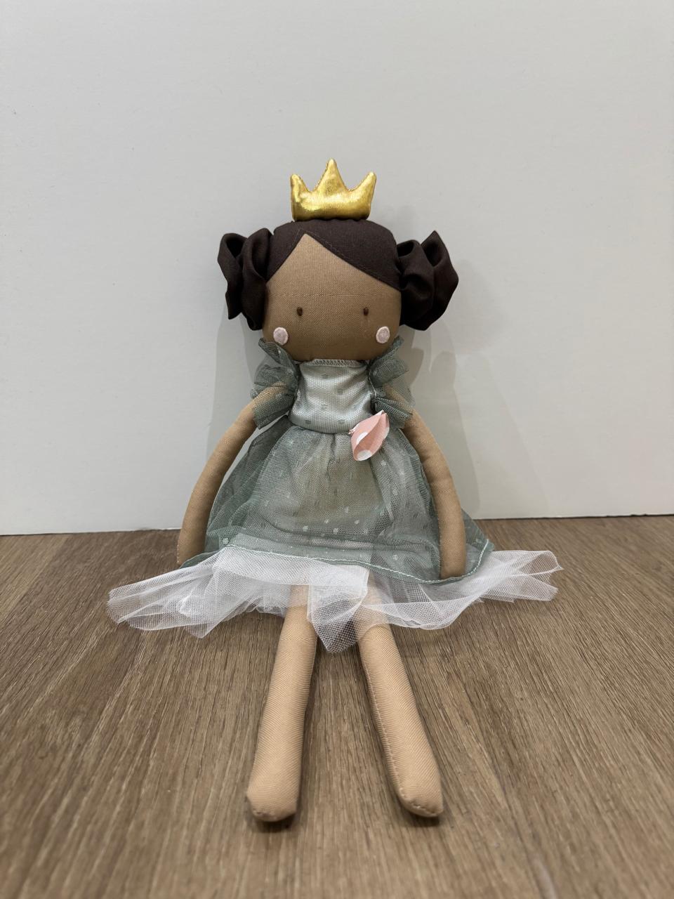 CF - Muñeca Princesa vestido verde