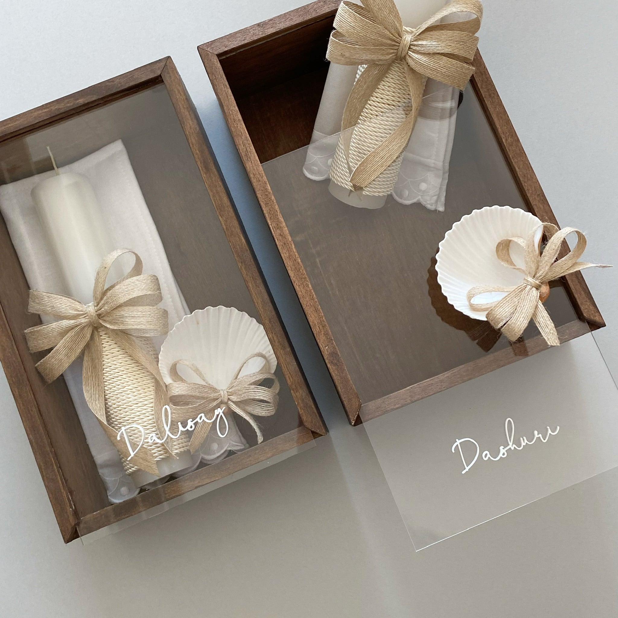 Caja de bautizo en madera