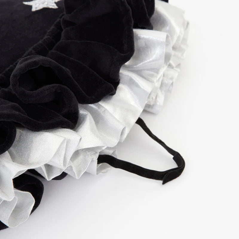 Sombrero de bruja punteagudo